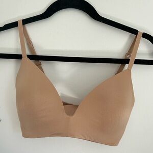 Skims Wireless Form T-Shirt Demi Bra